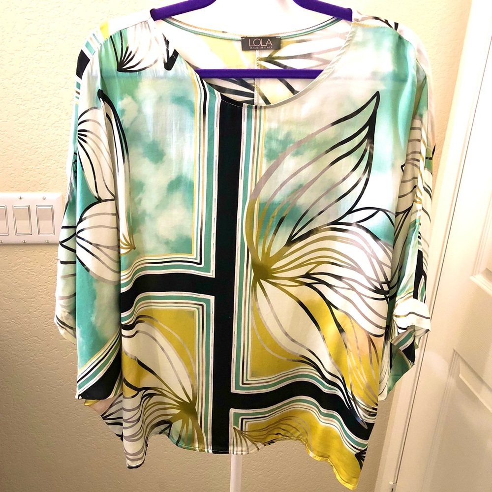 Lola Women's Abstract Floral Batwing Blouse - Green and Yellow